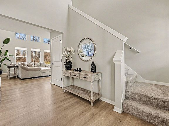 5th image of 11558 Sessions Woods Dr W