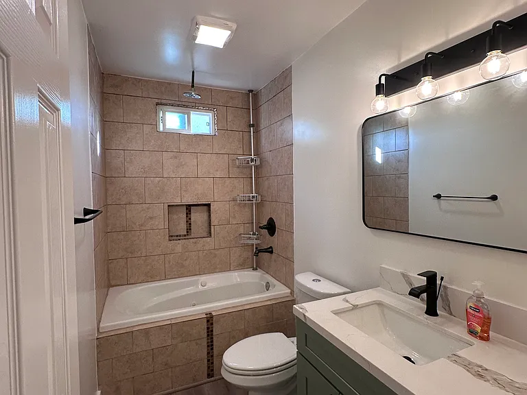 617 N Garfield Ave #2 — Photo 15