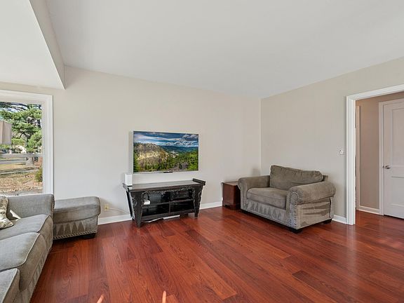2nd image of 6917 Knox Ave S