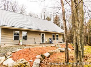 5 Orchid Ln, Readfield, ME 04355
