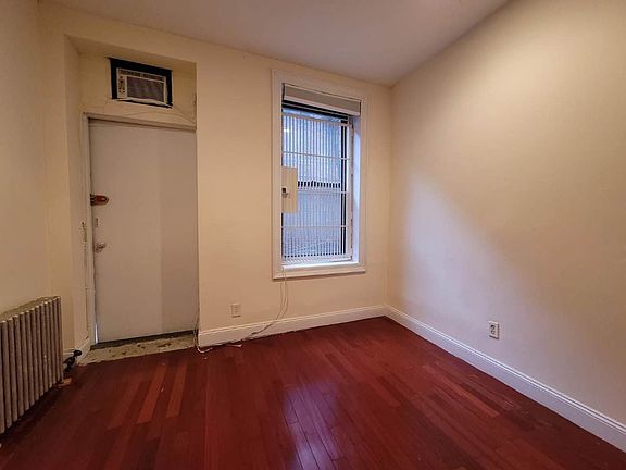 3rd image of 256 E 10th St #1M