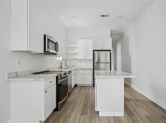 4th image of 4504 Elba St