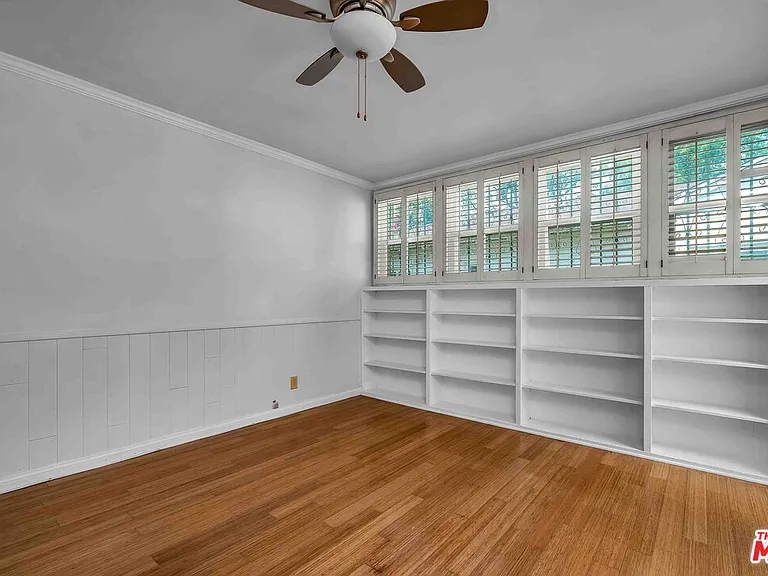 3439 W 84th Pl — Photo 6