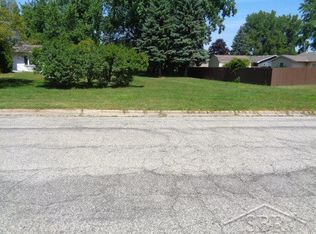 4000 Dale Rd, Saginaw, MI 48603