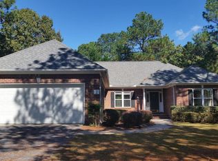 2 Park Ct, Pinehurst, NC 28374