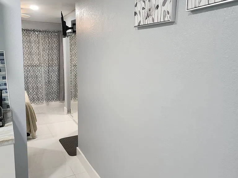 7915 Croton Ave #1 — Photo 21