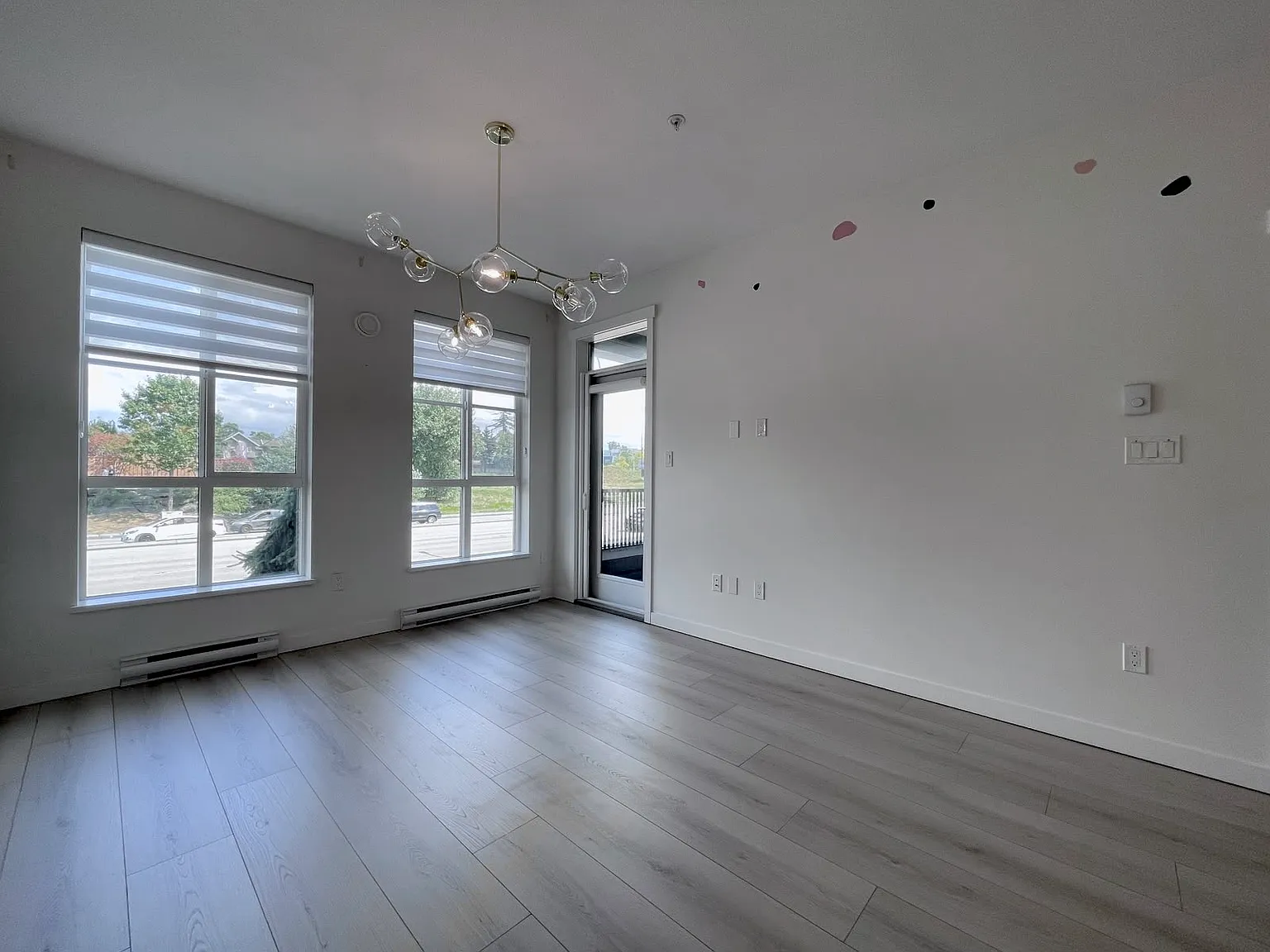 2 bed, 736 sqft, $2,350 — Photo 4