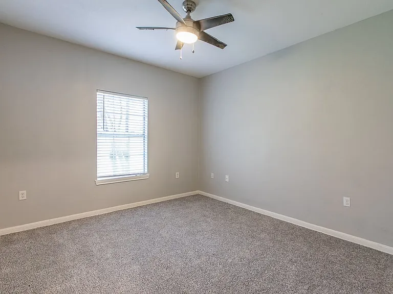 1521 Bagby Ave #D — Photo 10
