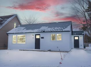 7 Oxley Dr, Chatham Kent, ON N7L 2K5