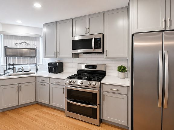 5th image of 625 Devonshire Dr