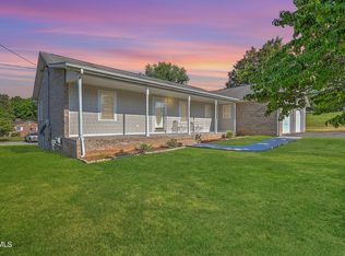251 Sunrise Dr, Elizabethton, TN 37643