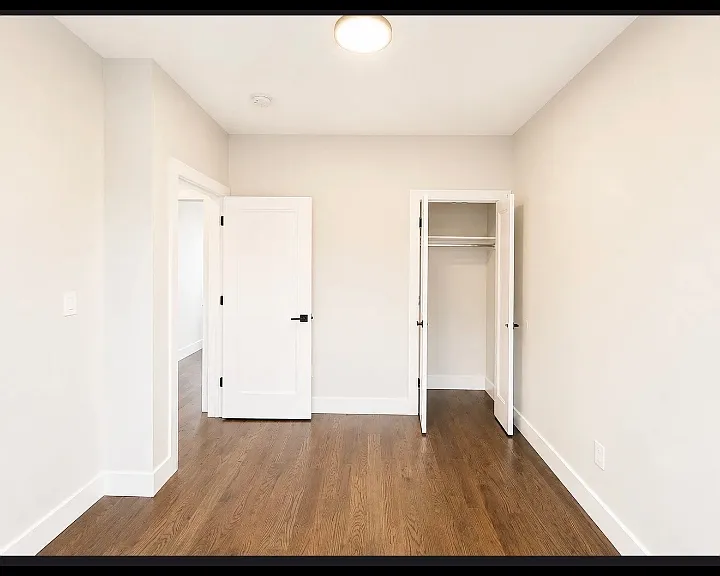 535 Hawthorne Ave #203L — Photo 6