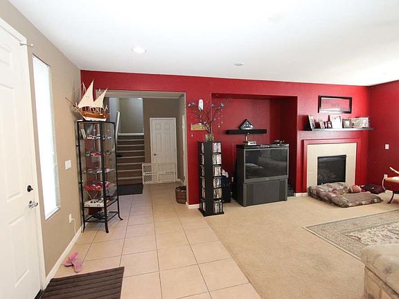 4th image of 4004 Tule St