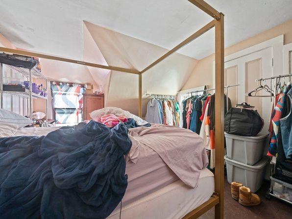 boston-massachusetts-59110492 picture