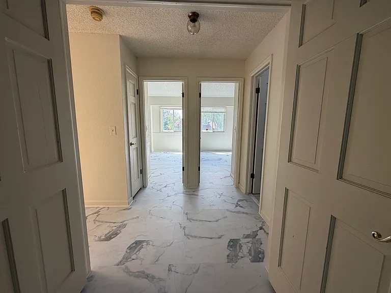 2450 S Oswego St — Photo 9