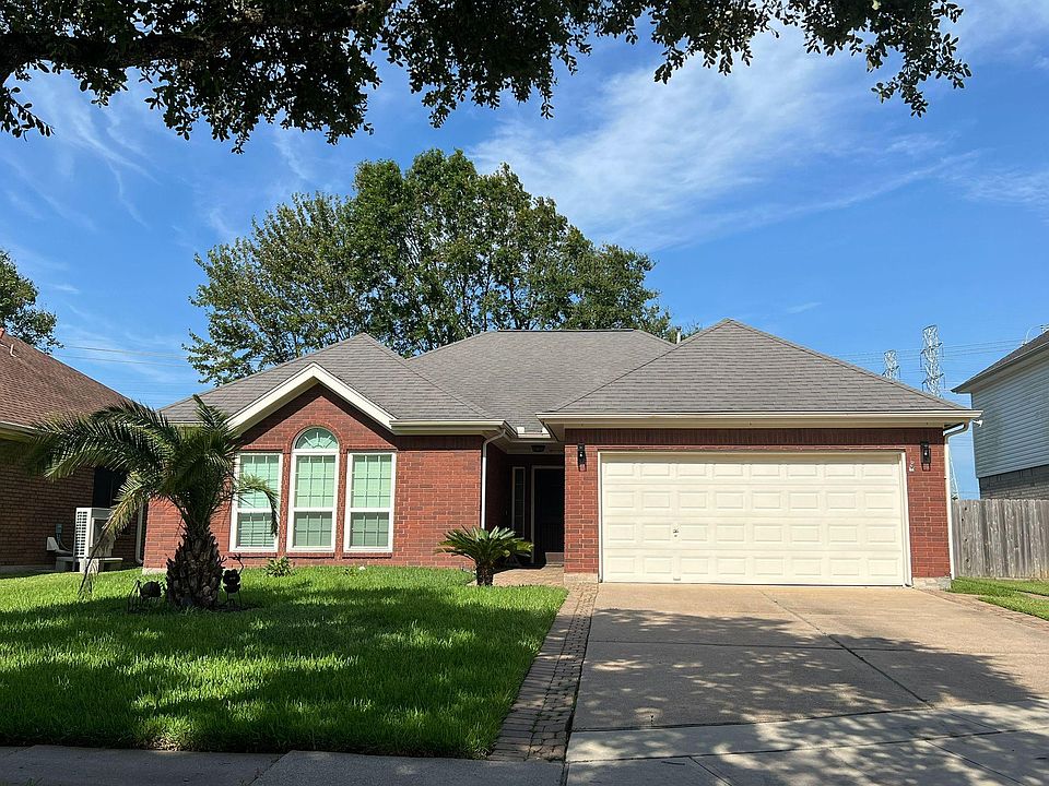 1st image of 146 Bayou Bend Dr