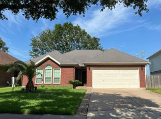 146 Bayou Bend Dr, League City, TX 77573