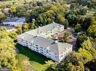 42 W College Ave APT 212, Yardley, PA 19067
