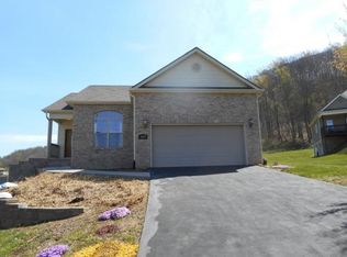 423 Brookside Dr, Elizabethton, TN 37643
