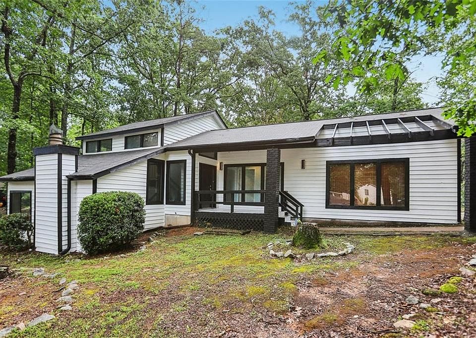 1st image of 6700 Knollwood Cir