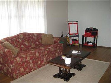 3rd image of 280 Chelmsford Dr