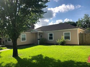 7442 McHenry St, Houston, TX 77087