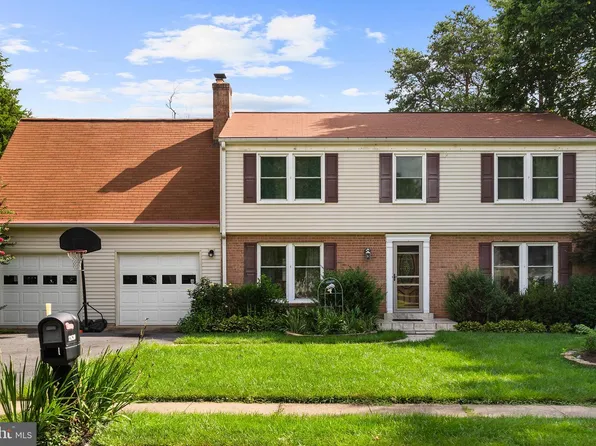 12630 Etruscan Dr, Herndon, VA 20171