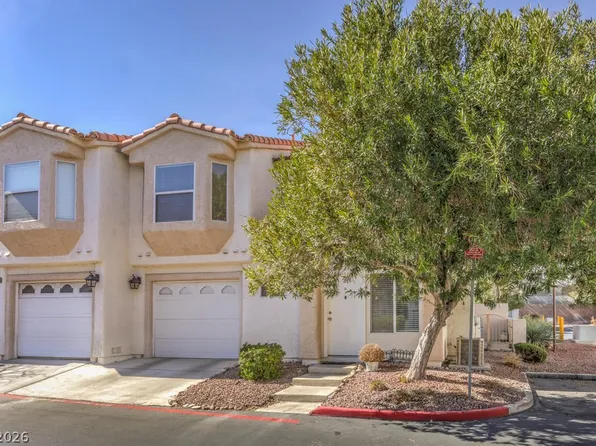 4029 Castle Cove Dr, Las Vegas, NV 89108
