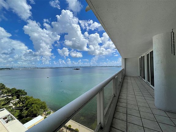 2nd image of 1717 N Bayshore Dr APT 1935