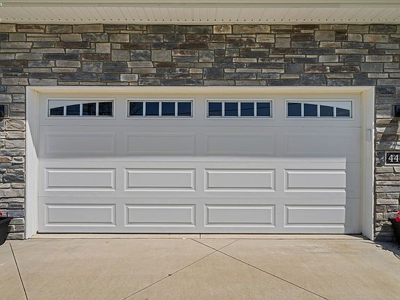 5th image of 4465 E Balliette Dr