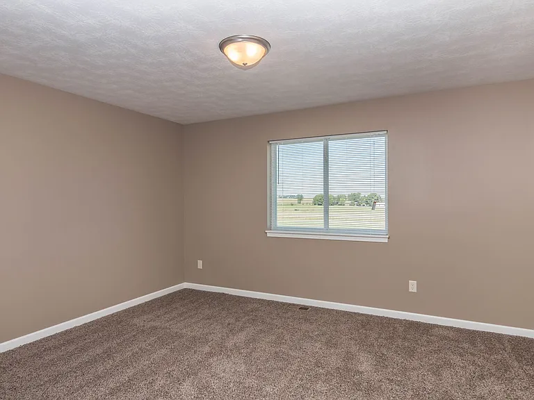 406 W Barker Pl — Photo 10