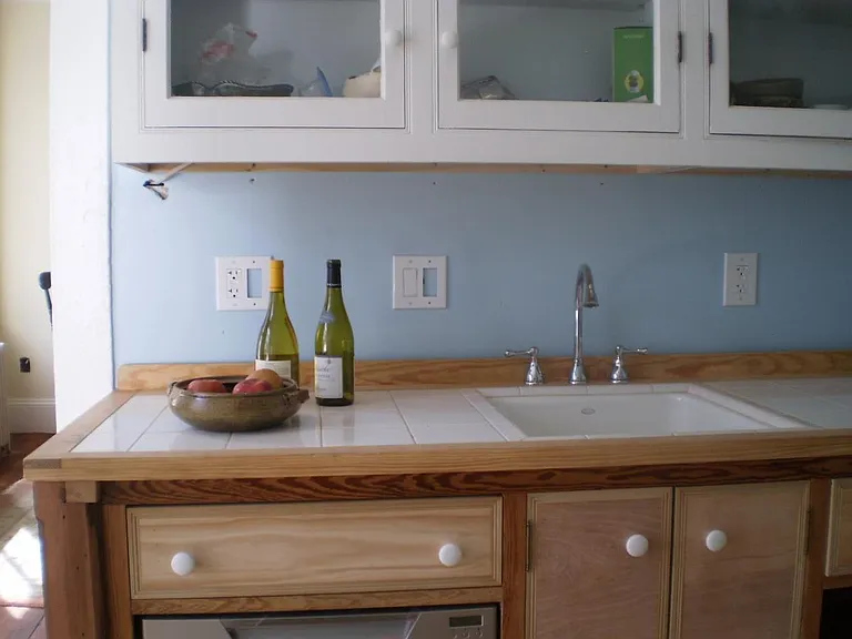 82 Thames St #1 — Photo 1