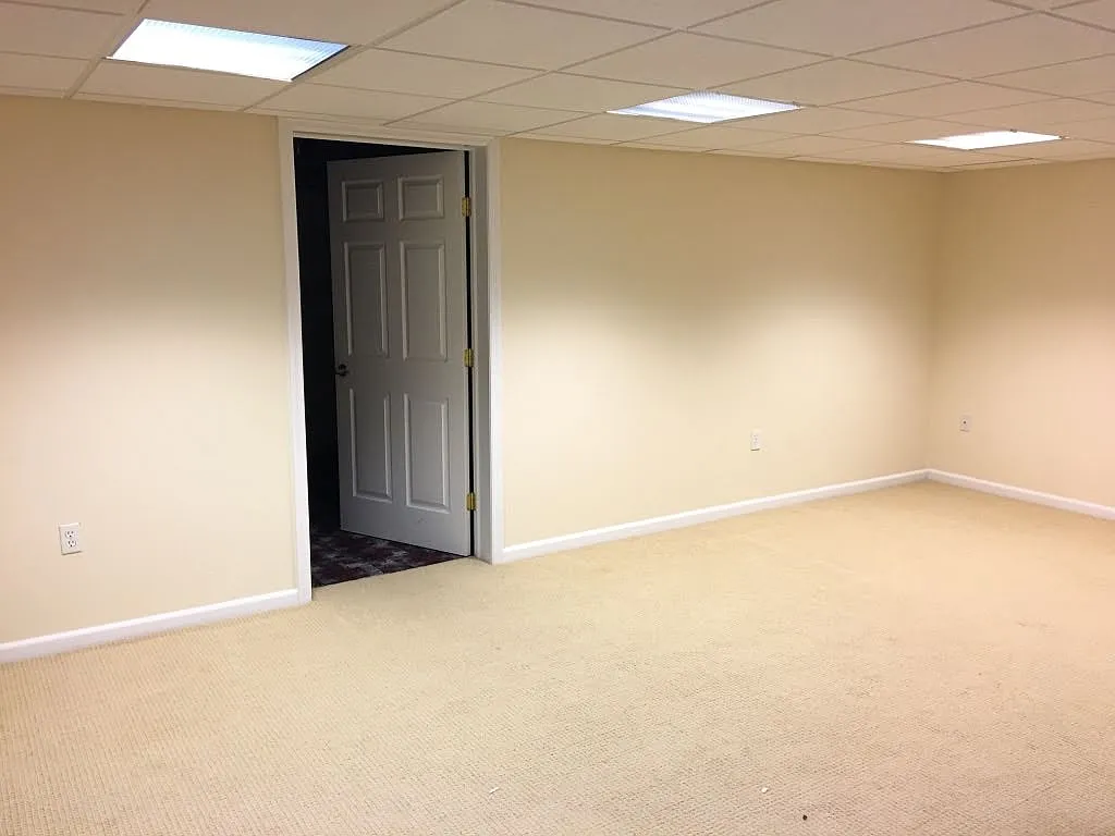 3 bed, 2024 sqft, $3,800 — Photo 4