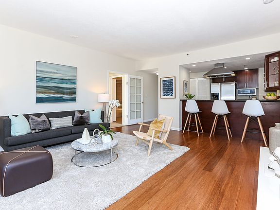 4th image of 201 Harrison St APT 803
