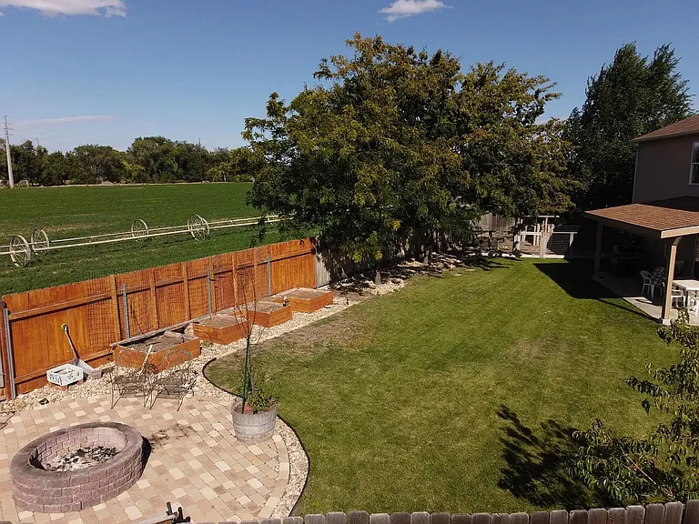 218 E Rose Lake Dr — Photo 9