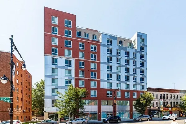 Rented by MNS | media 9