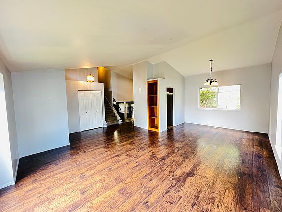 5th image of 22125 124th Ave SE
