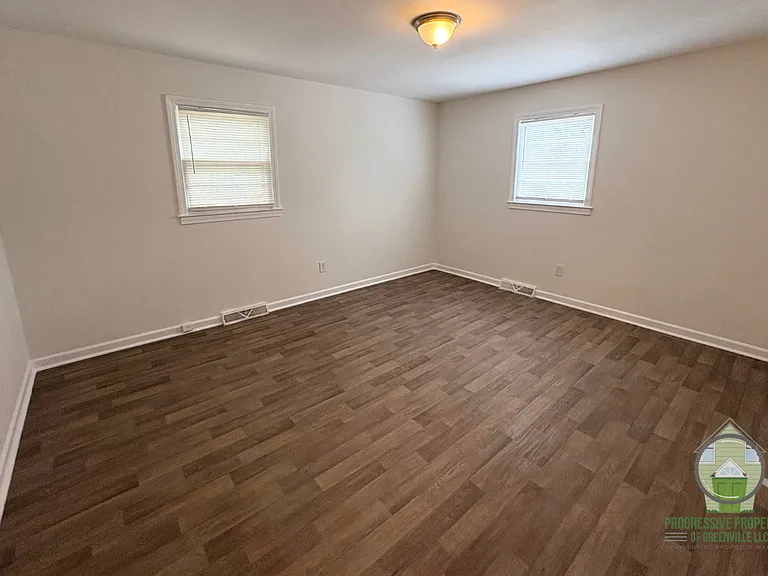 203 Daisy Dr — Photo 6