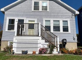 369 Maple Ave, Barrington, RI 02806