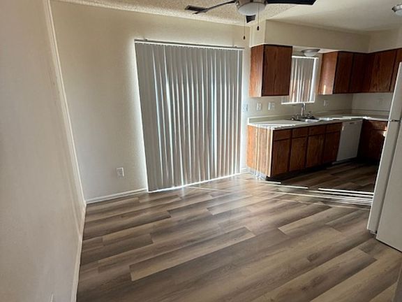 5th image of 3413 Parkmoor Village Dr #3401-B