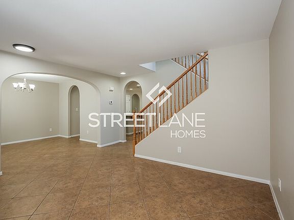 3rd image of 5349 N Santa Fe Heights St