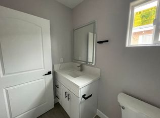 216 N Aladdin Dr, Anaheim, CA 92801