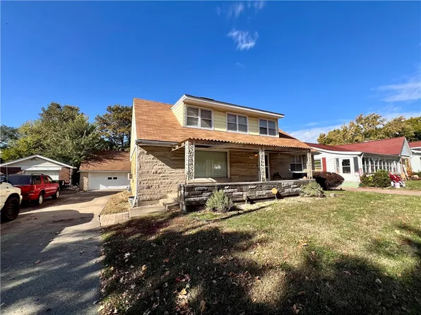 977 N Oakland Ave, Decatur, IL 62522