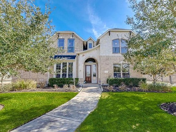 2nd image of 7622 Courtney Manor Ln