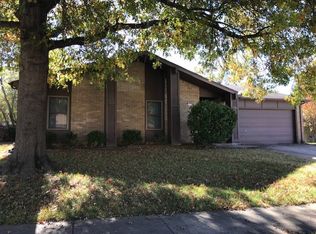 1217 W Memphis St, Broken Arrow, OK 74012