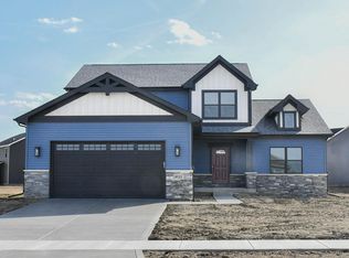 9725 Beacon Pointe Ln, Cedar Lake, IN 46303
