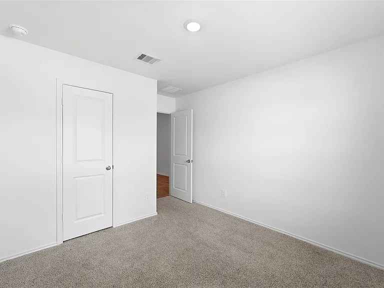 31323 Heddington Ln — Photo 5