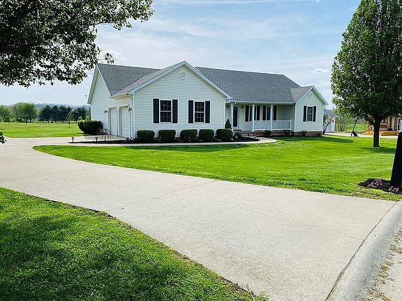 2nd image of 229 Sierra Cir