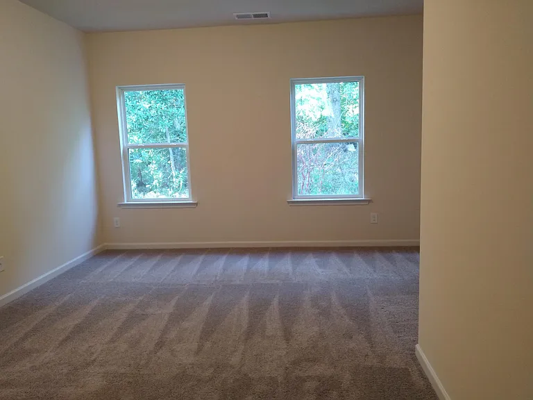243 Centennial Cir — Photo 39