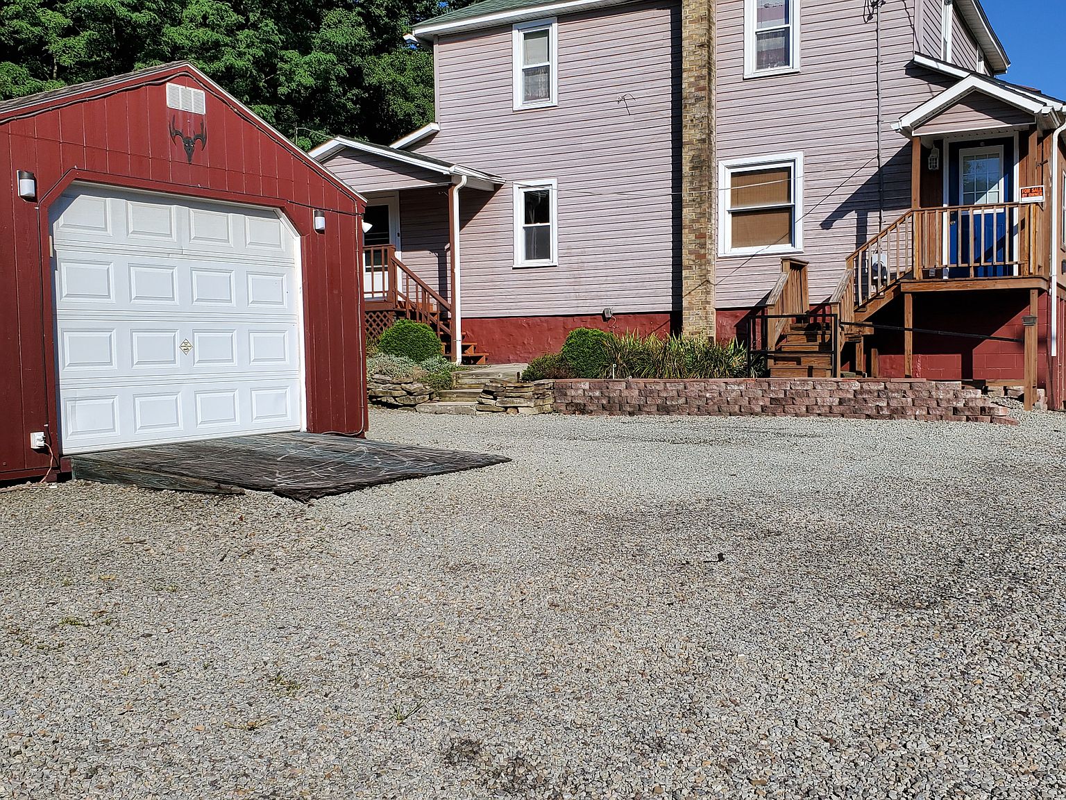 846 S Main St, Hollsopple, PA 15935 Zillow